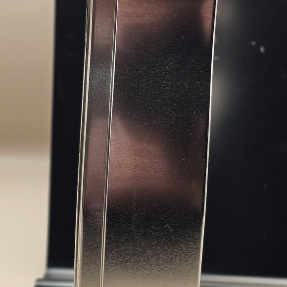 Utterly Outrageous Drinking Games bottle shaped tin box with 25 games dated 2007 - Picture 5 of 14